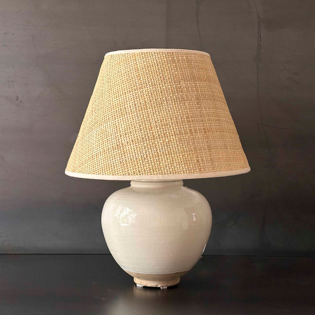 LAMPARA CERAMICA CREMA.  BOSIN005L
