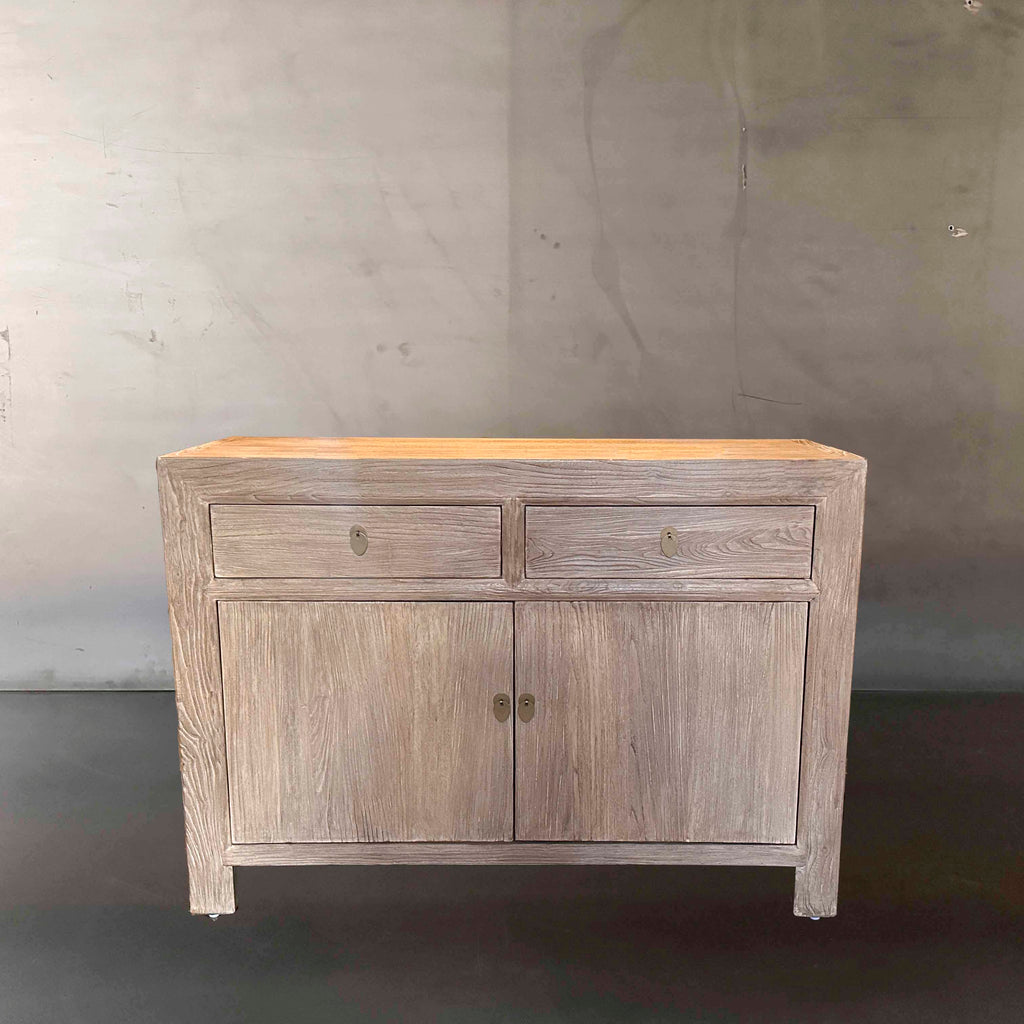 COMODA 2 PUERTAS 2 CAJONES.   BOSIN028