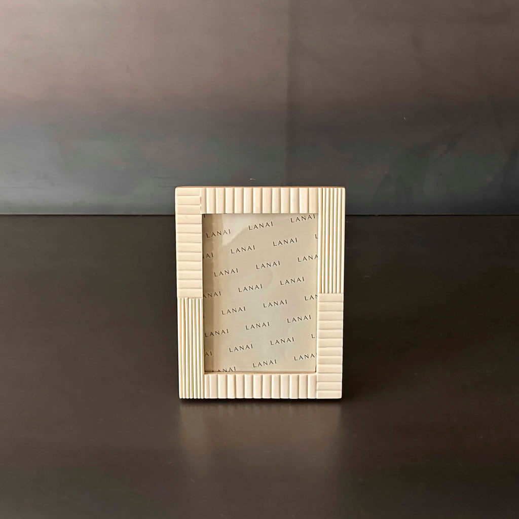 MARCO COLOR HUESO. 5X7.  EUZOD023