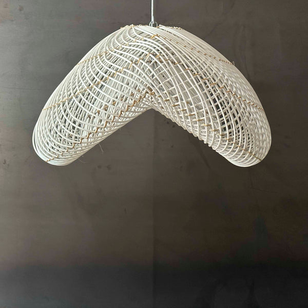 PANTALLA BLANCA RATTAN. GDE INATA012A
