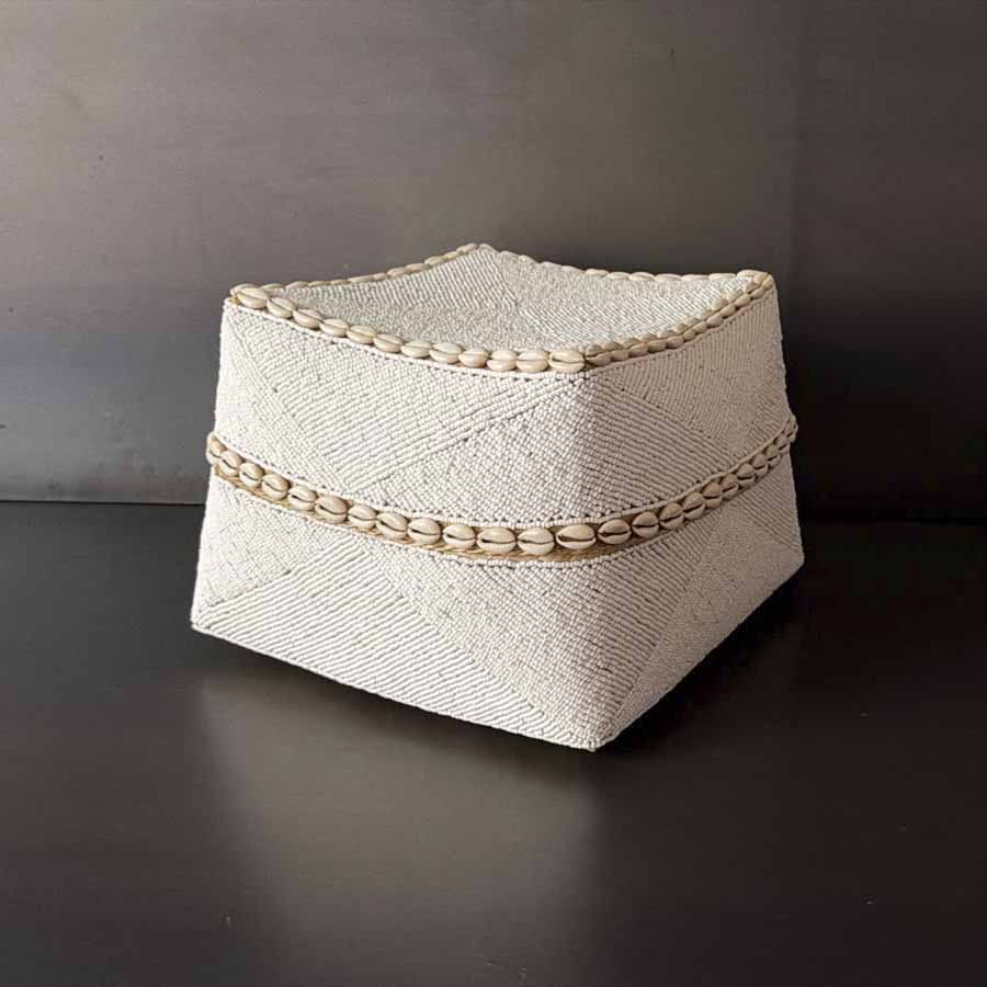 CANASTO BLANCO CUENTAS Y CONCHAS GDE,  INJAY005A