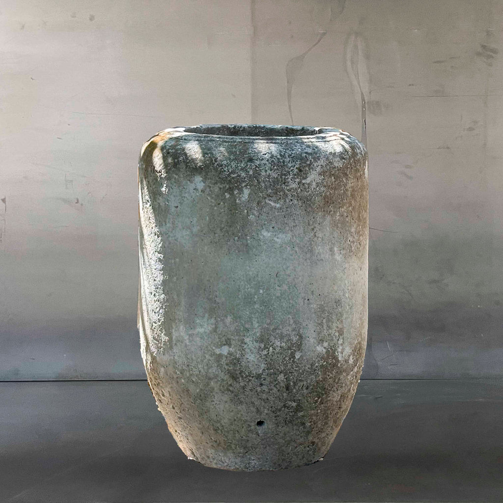 MACETA ALTA PIEDRA. INBAG029