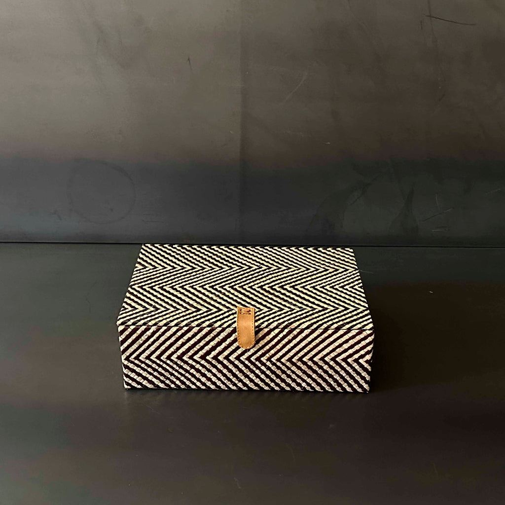 CAJA DE PIEL ZIGZAG MED. INPAN001B