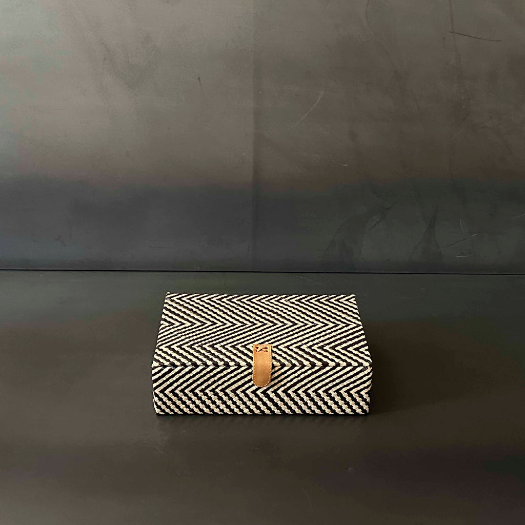 CAJA DE PIEL ZIGZAG CH. INPAN001C