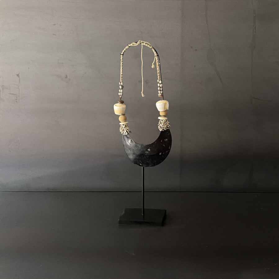 COLLAR CONCHA CON BASE.  INPAP074