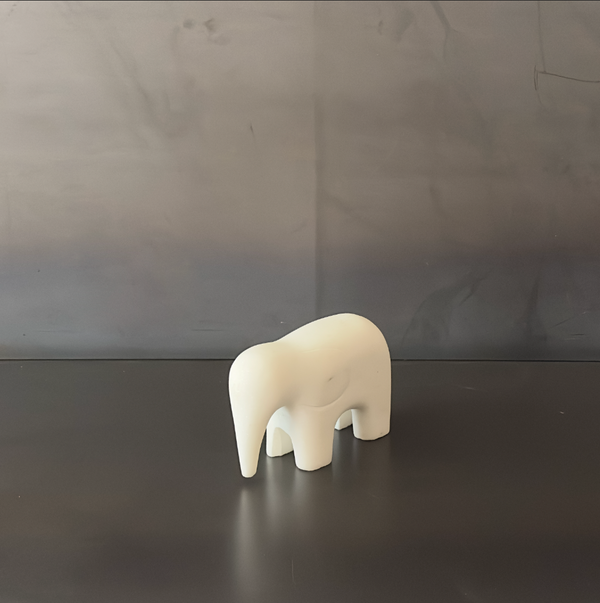 ELEFANTE BLANCO MARMOL.  BOMER092