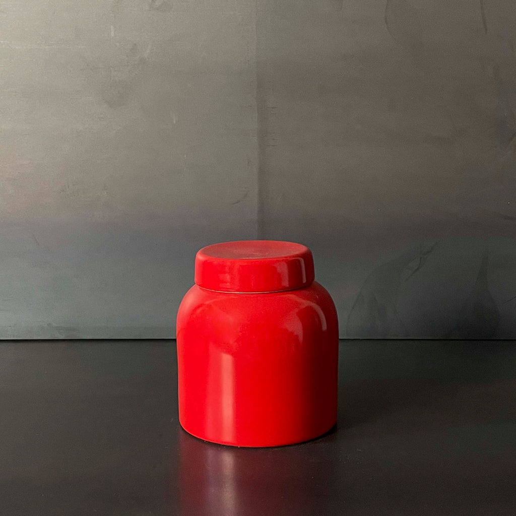 TIBOR CON TAPA ROJO.   BOBOT012