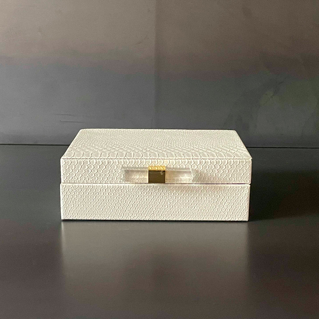 CAJA BLANCA RECTANGULAR CH.   BOEVE037B