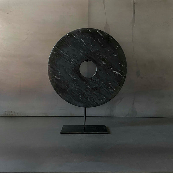 CIRCULO DE MARMOL GRIS OBSCURO.  BOMAR002A