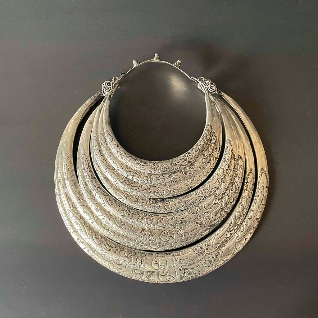 CUADRO COLLAR 9 AROS GRABADO.  BOMER028JM